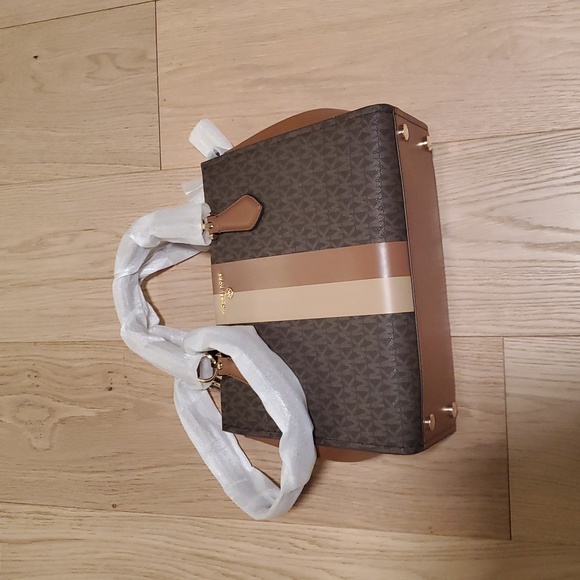 Michael Kors Marilyn Logo Stripe Medium Satchel - Picture 2 of 3